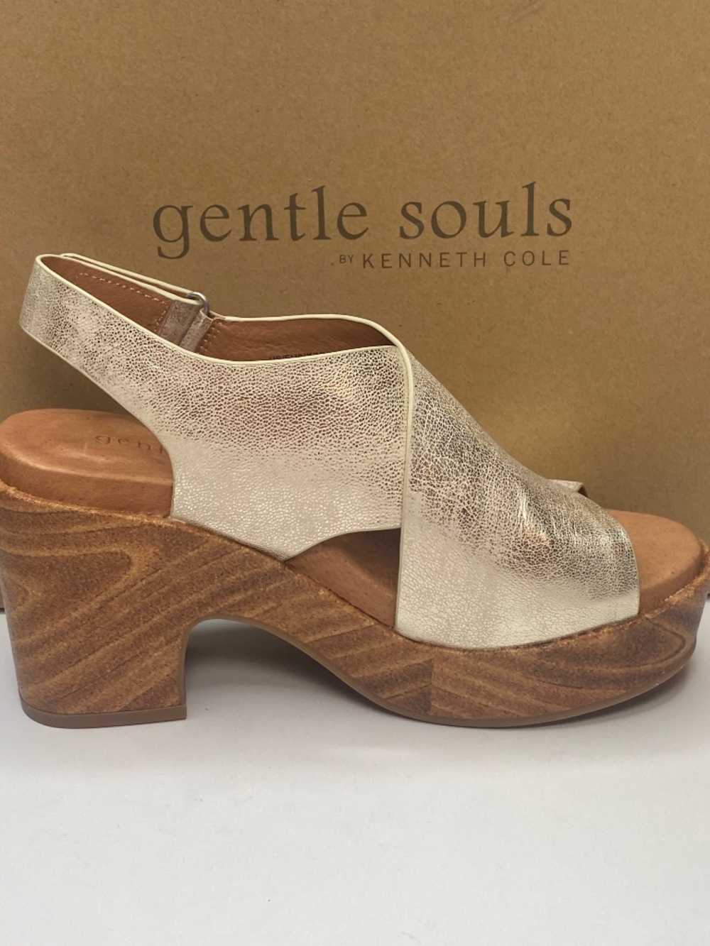 Gentle Souls by Kenneth Cole Women's Dani Cross Heeled Sandals Size US 7 M NIB
